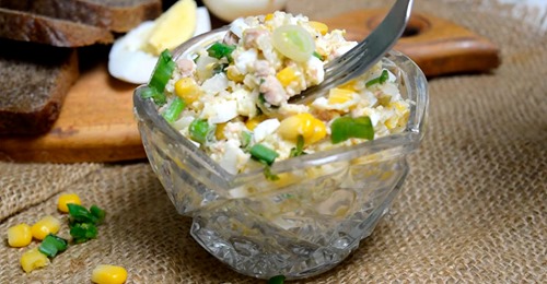 Супруг выпрыгивает на стремянку, заставляю. За месяц до Нового года тренируемся делать салат: Салат, ради которого всегда достаю хрустальную салатницу из дальнего шкафа Супруг выпрыгивает на стремянку, заставляю. За месяц до Нового года тренируемся делать салат: Салат, ради которого всегда достаю хрустальную салатницу из дальнего шкафа