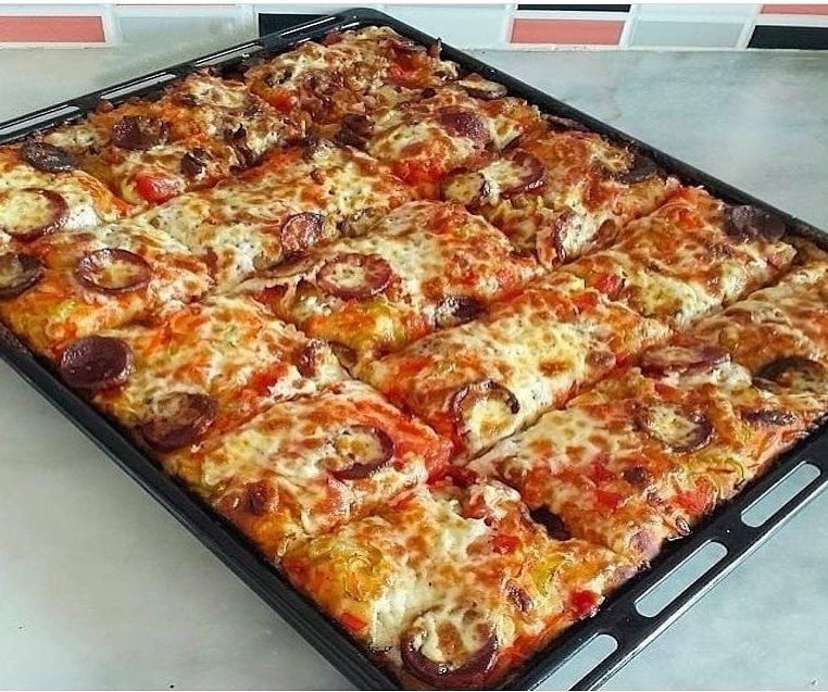 Рецепт домашней пиццы БЕЗ ДРОЖЖЕЙ…Получается очень вкусно!