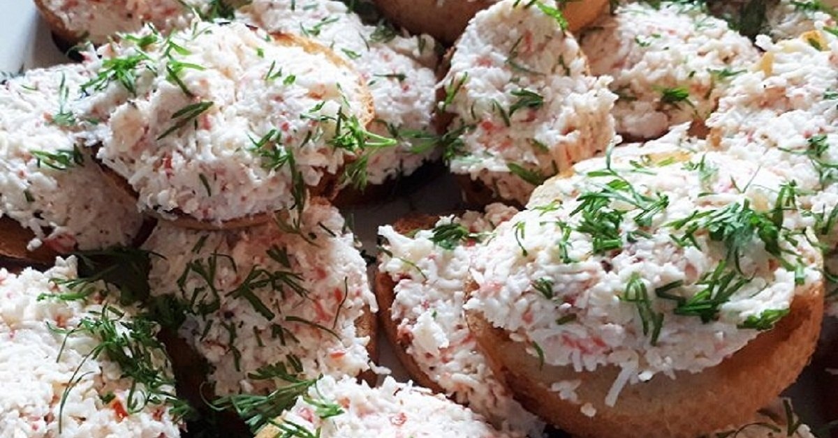 Никакие магазинные намазки на хлеб не сравнятся с домашними. Делюсь любимым рецептом! Никакие магазинные намазки на хлеб не сравнятся с домашними. Делюсь любимым рецептом!