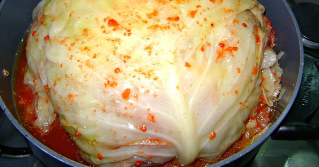 Больше не кукую часами на кухне, чтобы побаловать семью любимыми голубцами. Вкус тот же, а времени трачу в 10 раз меньше! ПРИГОТОВЛЕНИЕ ГОЛУБЦА-УДАЛЬЦА ЗА 20 МИНУТ: КАПУСТУ НЕ РАЗДЕВАЮ, НИЧЕГО НЕ СВОРАЧИВАЮ