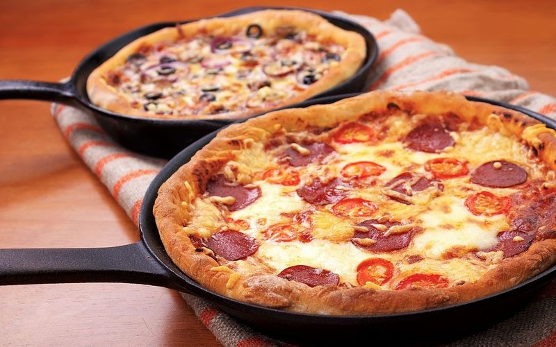 Рецепт пиццы на сковороде: простой рецепт. Быстро и очень вкусно