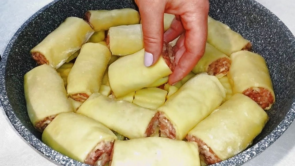 Шикарный обед или ужин, приготовленный на сковороде из простых продуктов Шикарный обед или ужин, приготовленный на сковороде из простых продуктов