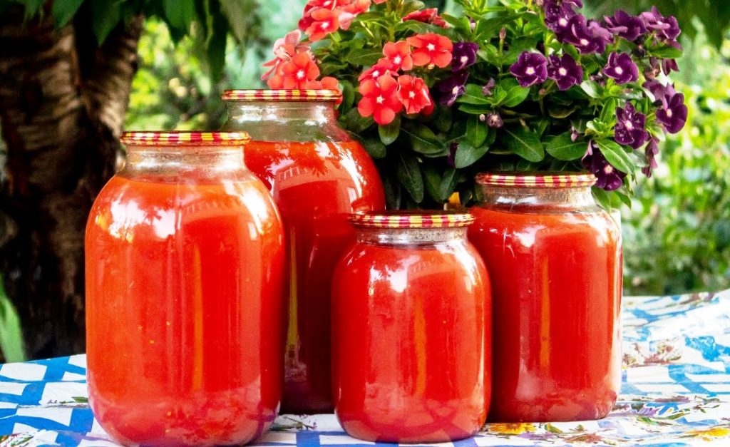 Закрываем томатный сок на зиму! Как раньше по 10 копеек — вкусный и однородный! Закрываем томатный сок на зиму! Как раньше по 10 копеек — вкусный и однородный!