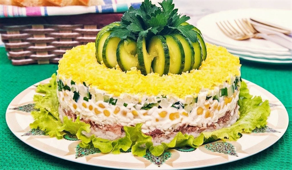 Вкуснейший САЛАТ "Диана" на праздничный стол! Коронное блюдо моей свекрови, мы его обожаем! Свекровь рассказала РЕЦЕПТ!