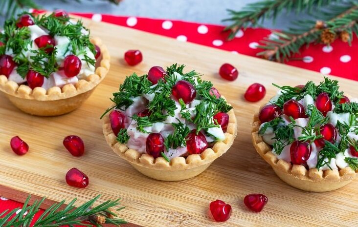 Пожалуй, самый новогодний салат Взрыв вкуса. Готовлю уже несколько лет подряд